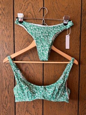NWT Bright 2piece Swimsuit Set